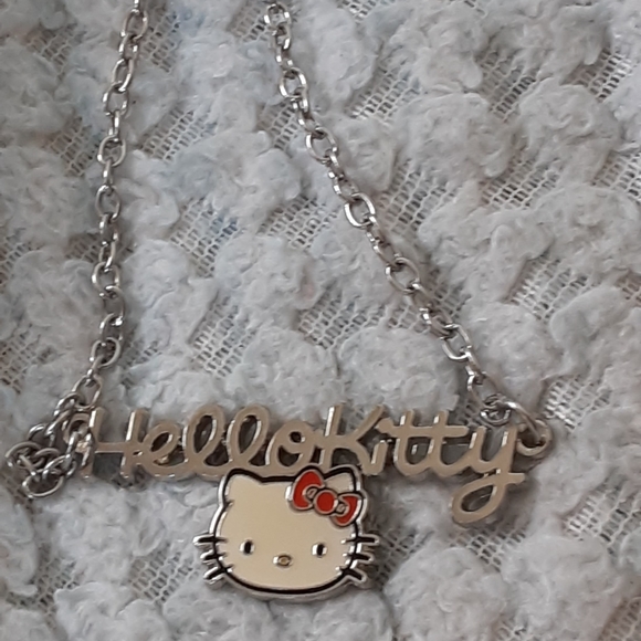 Sanrio "Hello Kitty" theme sterling silver jewelry - Picture 7 of 12